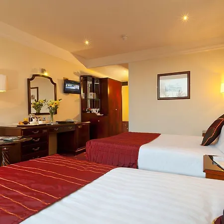 Hotel The Bonnington & Leisure Centre 3*